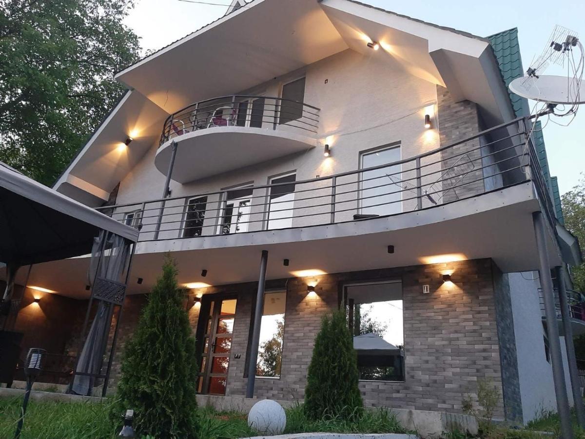 Green Villa Tsaghveri Eksteriør bilde